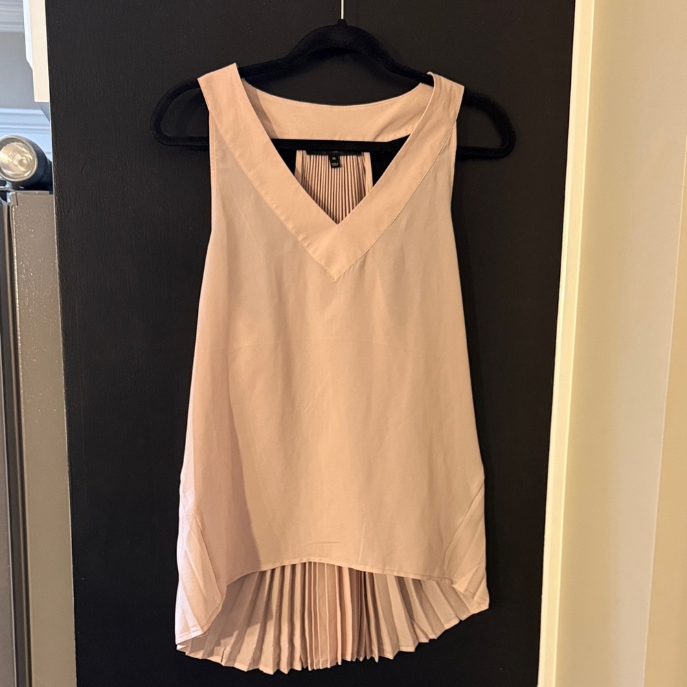 Harve Benard Blush Pleated Back Tank Top
